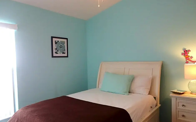 Homes4uu - Disney Area Vacation Rentals- Kissimmee