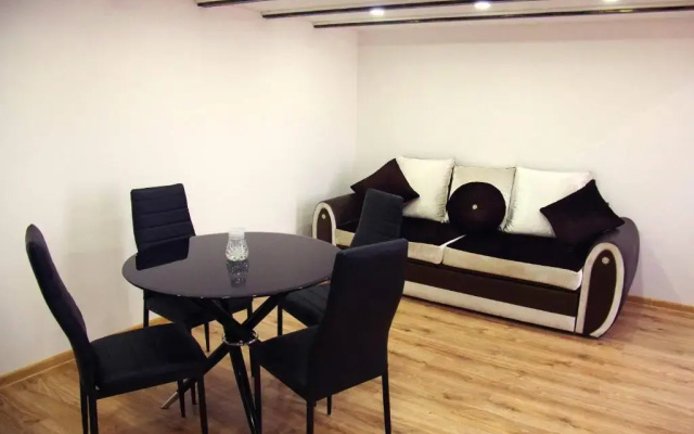 Apartment on Tabidze