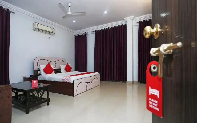 Raj Inn By OYO Rooms