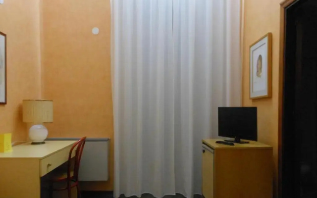 Hotel Corona
