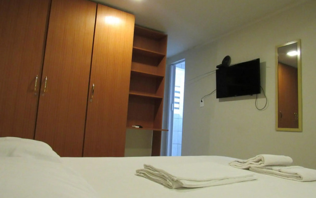 River Class Hotel
