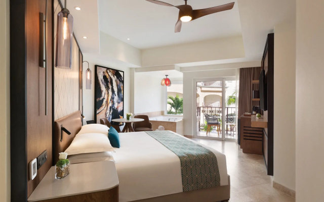 Отель Hyatt Vivid Playa Del Carmen