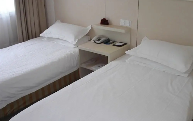 Baolong Homelike Hotel (Luojing Branch)