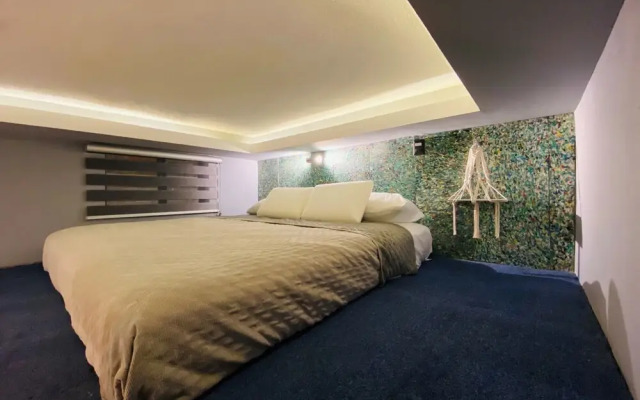Mintaka Hotel Eco Plastico