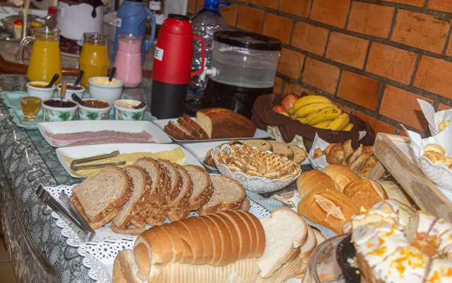 Pousada Chalé das Neves