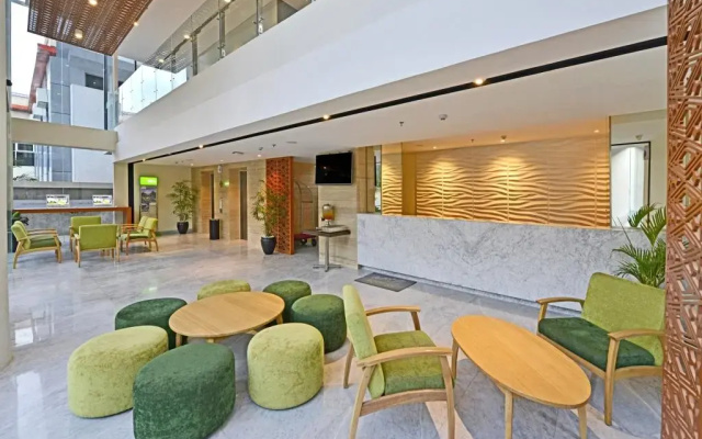Whiz Prime Hotel Khatib Sulaiman Padang
