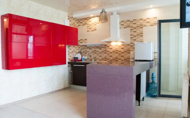 Apartment on Bogatyrskaya 6a