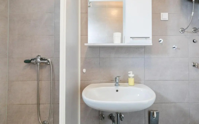 Scenic Apartment in Novalja near Trg Loža & Zrče Beach