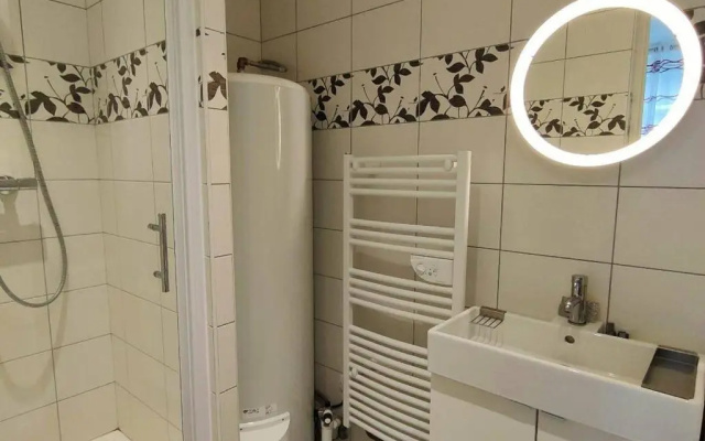 Appartement Cauterets, 2 pièces, 6 personnes - FR-1-234-153