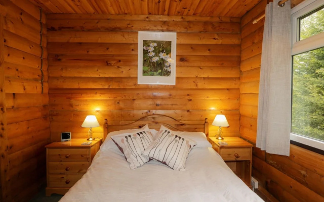 Eagle Lodge