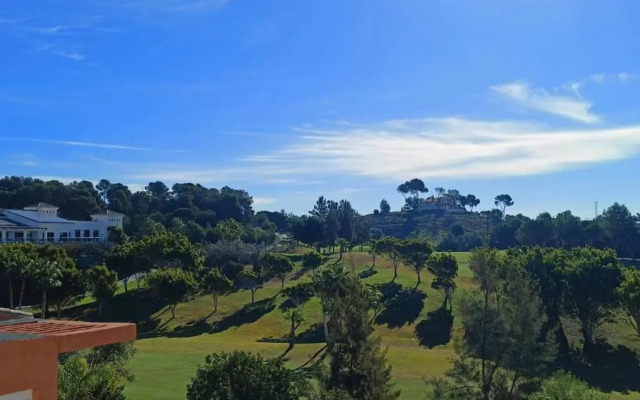 Relaxation, Golf and Beach