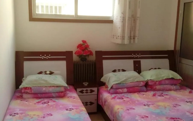 Rongjun Yujiale Hotel(蓬莱荣君渔家乐)