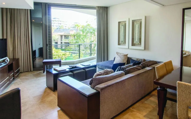 Three Bedroom Apartment - Fully Furnished and Equipped