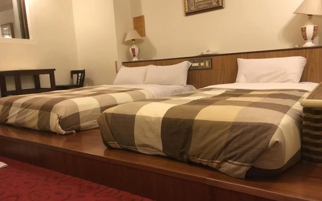 Good Hotel