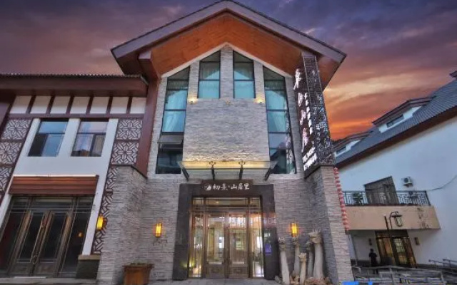 ChunXishan Juli Hotel