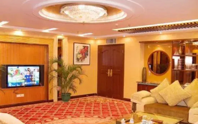Jin Yuan Holiday Hotel