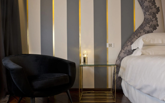 LHotel