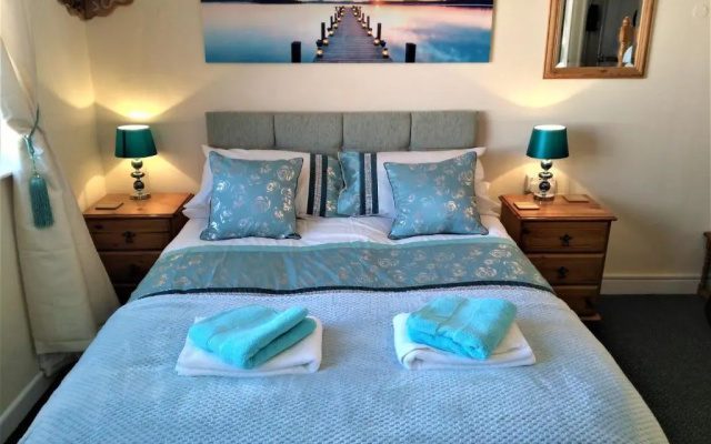 57 New Esplanade Court, Beach Close by Pool View