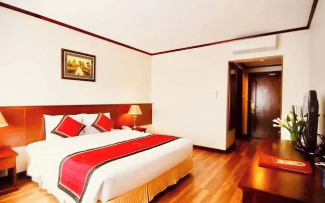 Sunny Hotel Ha Noi