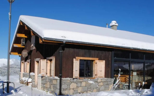 Chalet Rinuy 100m from the chair lift