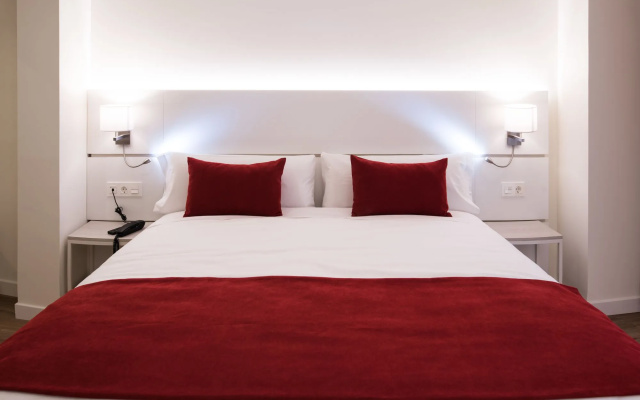 Hotel Pompaelo Urban Spa