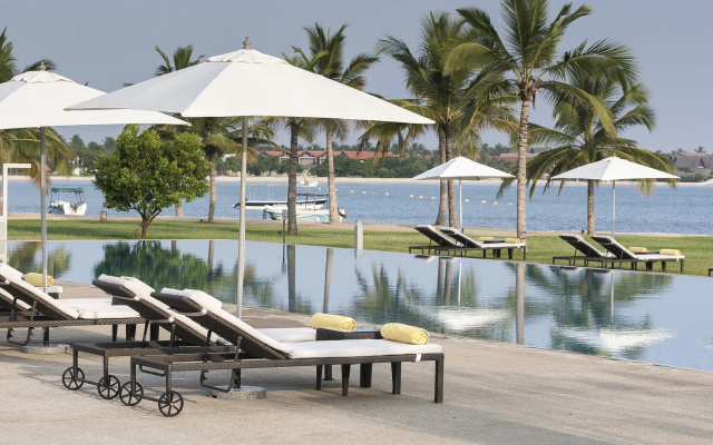 Курортный отель Amaya Beach Pasikudah