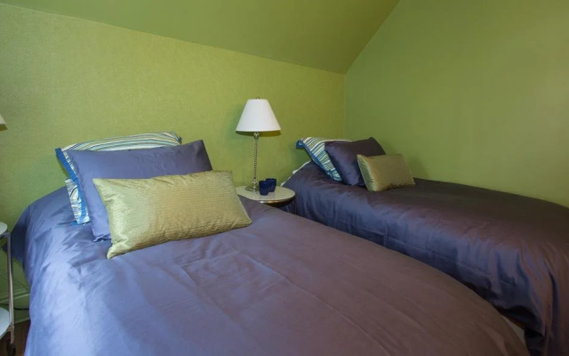 Ambercroft Bed and Breakfast