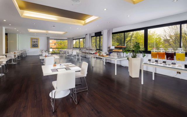 Отель Best Western Plus Tower Hotel Bologna