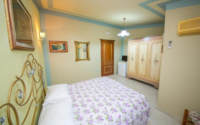 Hotel SAN SAENA