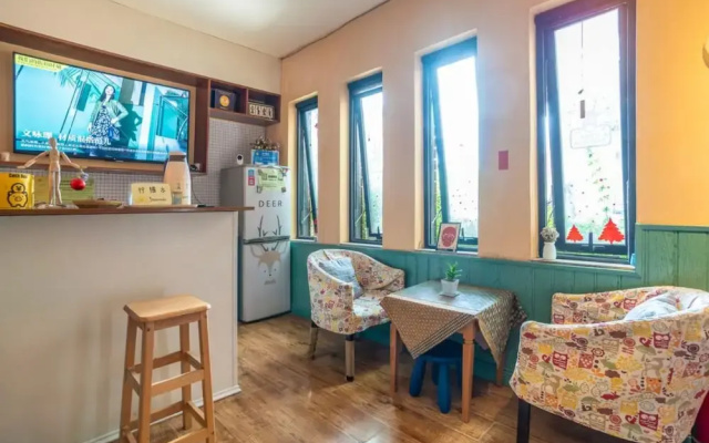 XingLong No.37 Hostel
