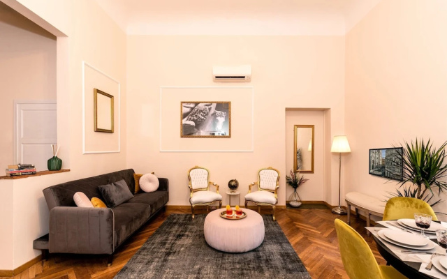 Elegant and historic 3-Bedroom in city center