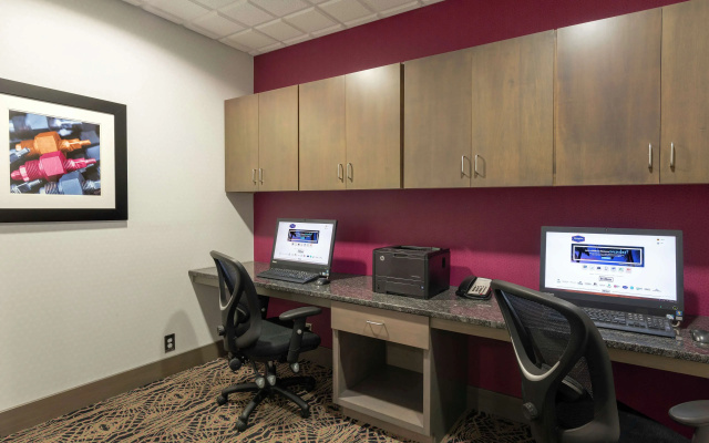 Hampton Inn Akron-South