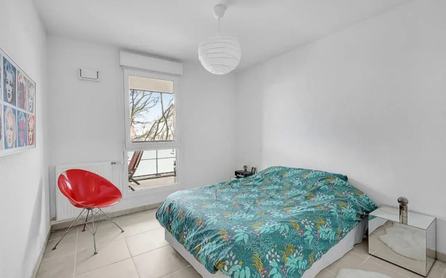 Beautiful And Spacious Apt at 19 Min From Downtown