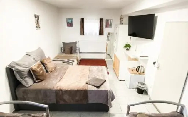 Tau Design Hotel