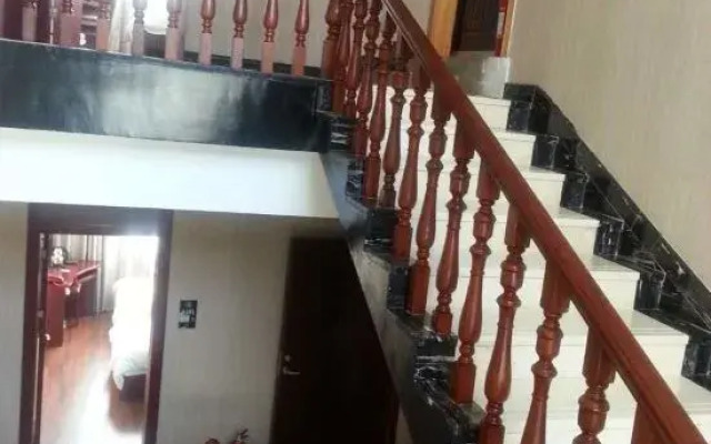 yuzhongWanhao Business Hotel