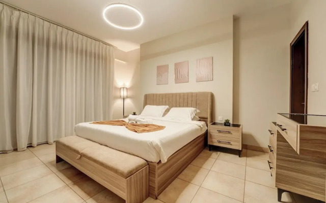Raha Elite Suites and Villas for Family Only
