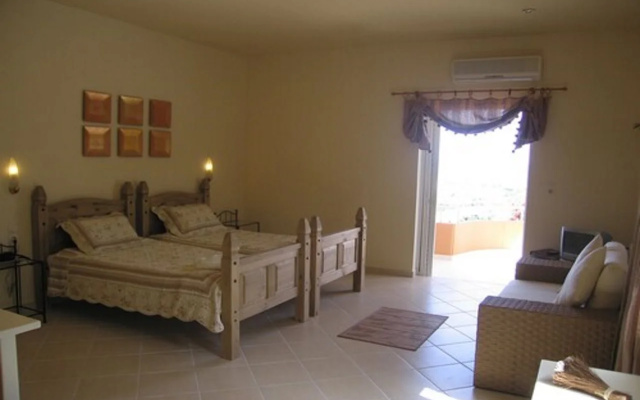 New Kydonia Suites & Studios