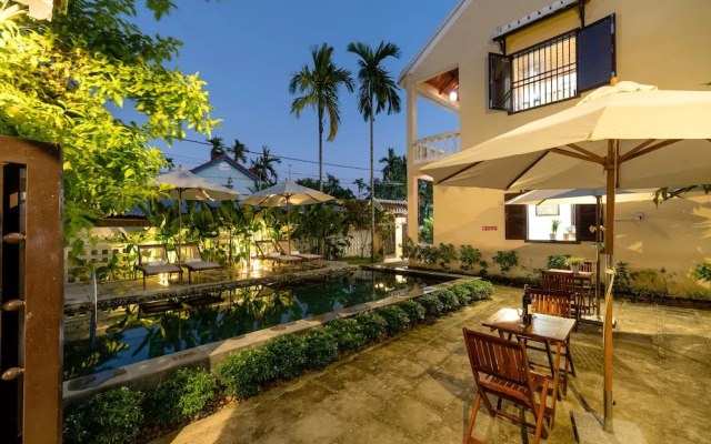 Tonkin Creeper Flower Villa