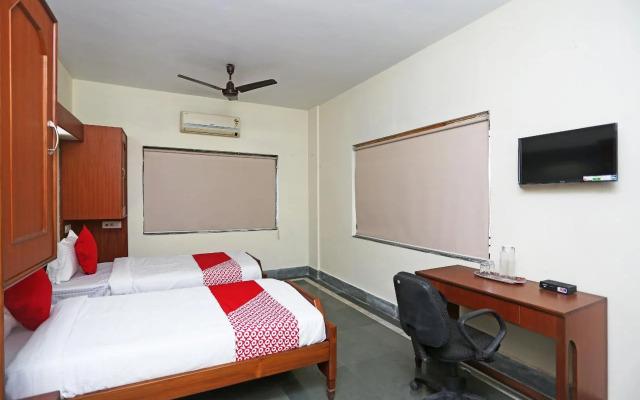 Iphmr By OYO Rooms