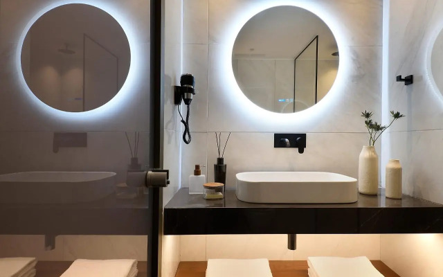 Отель Teight Hotel