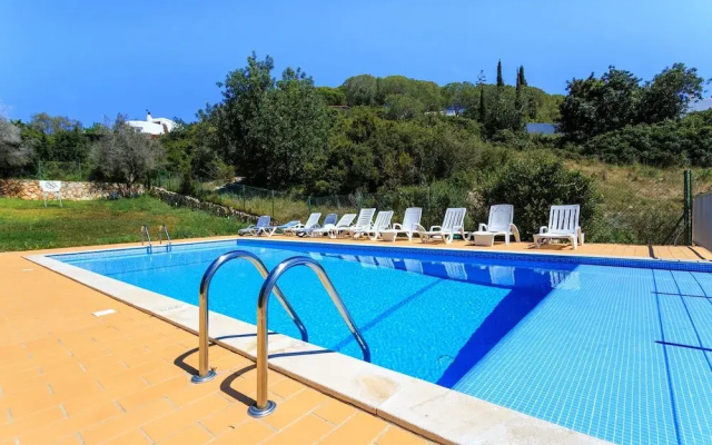 Outra Vez Spacious Apartment 5 Minute Walk From
