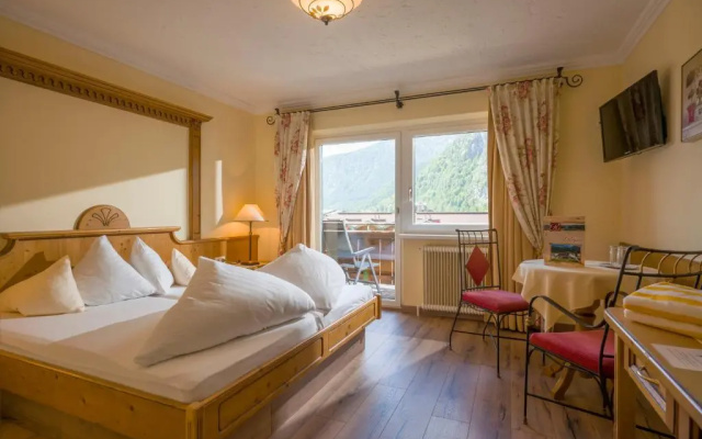 Hotel-Pension Rotspitz