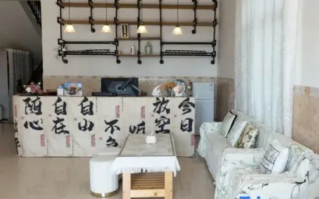 Qingya Homestay (Weizhou Island Passenger Terminal)