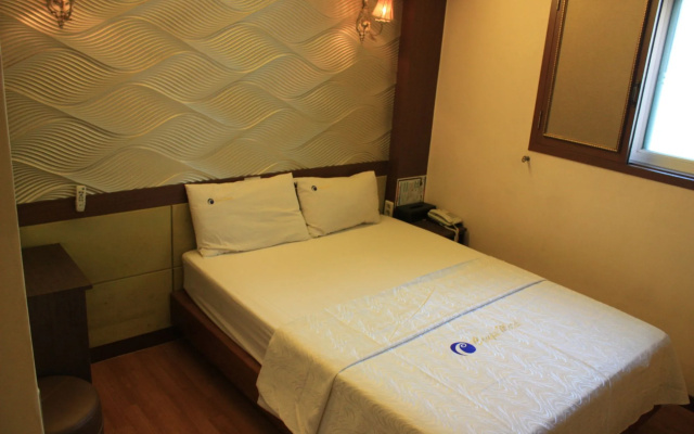 Coups Hotel