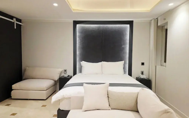 BlueDuck Hotel