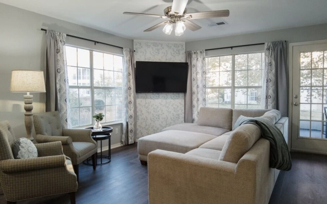 Meadowbrook 3-3 2 Bedroom Condo