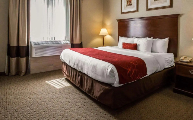 Comfort Suites