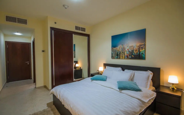 58th Floor Apartment with Dream Sea View