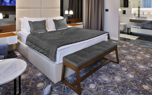 Sky hotel