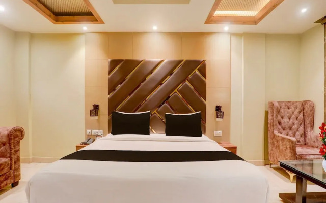 Premium The Golden Crown Hotel